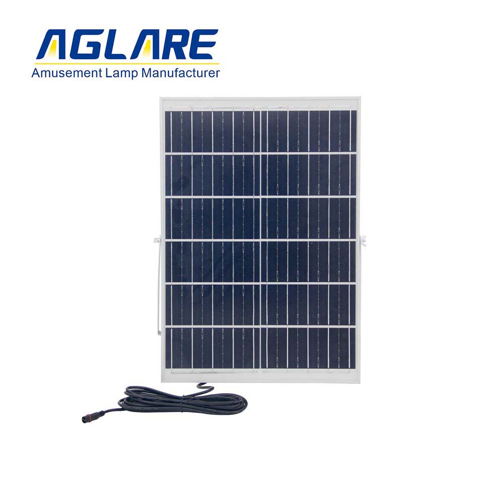 太陽能充電泛光燈